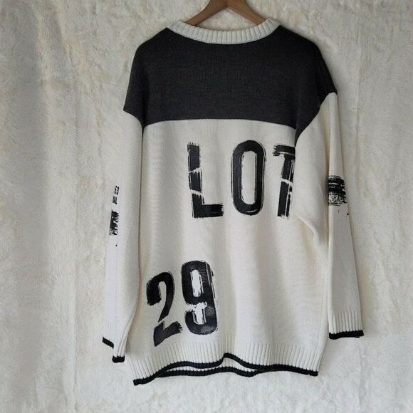 Lot 29 Sweater Vintage White with Black Text Men's Size XL - Picture 2 of 12